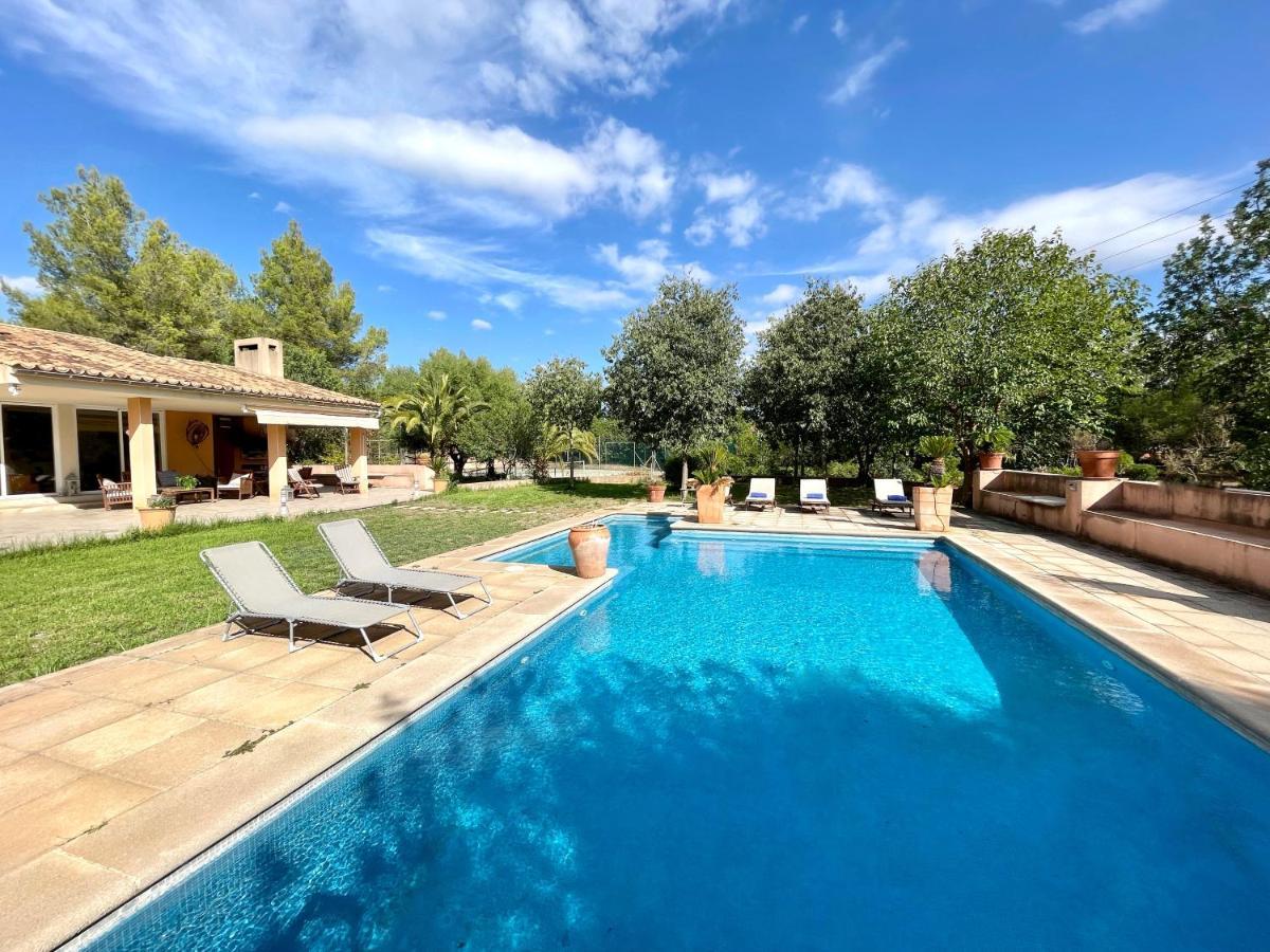 Confortable Chalet Con Piscina Буньйола Екстер'єр фото