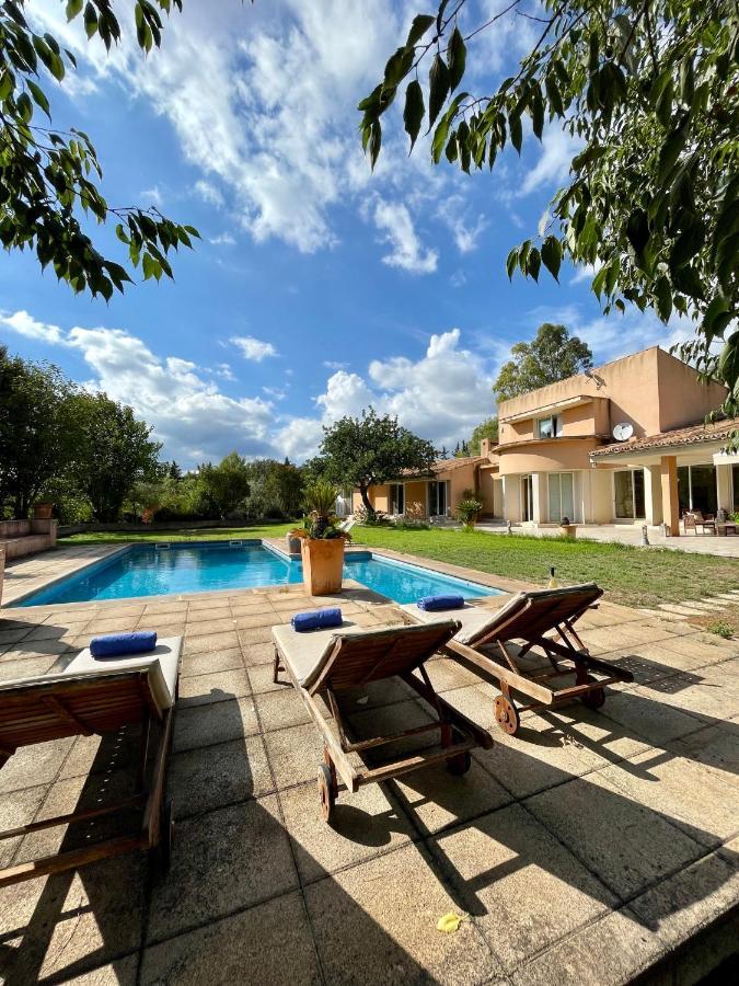 Confortable Chalet Con Piscina Буньйола Екстер'єр фото